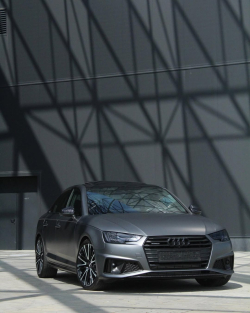 Audi%20A4%20%20%20Colantare%20vinyl%20Oracal%20970-937%20Charcoal%20Metallica%20Matt%20%40oraf...jpg