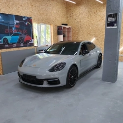 Porsche%20Panamera%20%D0%BD%D0%B0%20%D0%BF%D0%BE%D0%BB%D0%BD%D1%83%D1%8E%20%D0%BE%D0%BA%D0%BB...webp